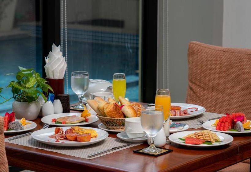 فندق Model Angkor