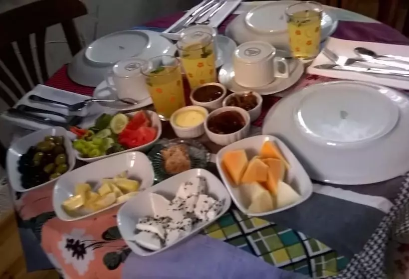 هتل Nicosia Eagle Eye