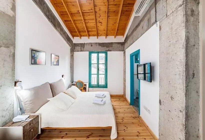 هتل Nicosia Eagle Eye