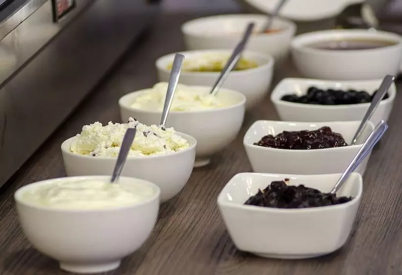 هتل Resolute Shekvetili