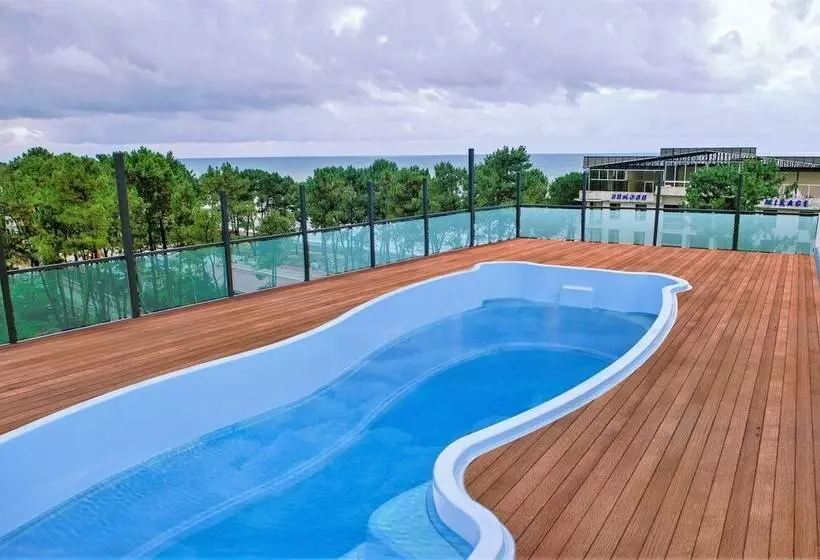 هتل Resolute Shekvetili