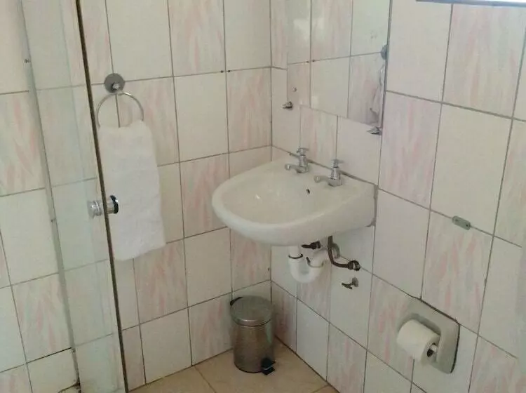 هتل T&d Guest House Economy