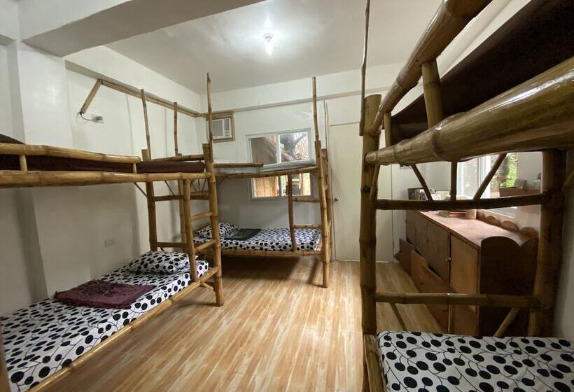 Neverland   Hostel