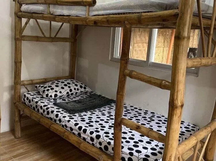 Neverland   Hostel