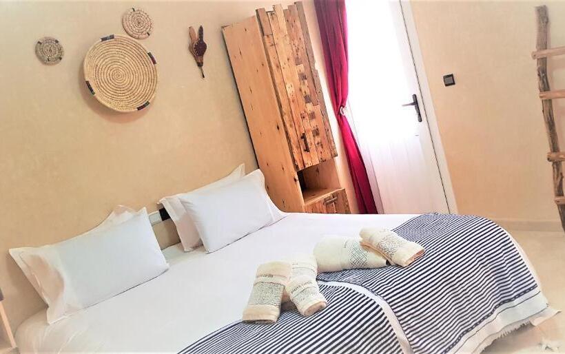 ペンション Dakhla Ride Adventures