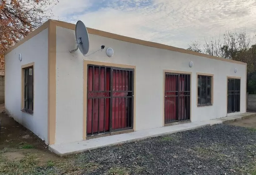 Majatalo Lindo Guest House