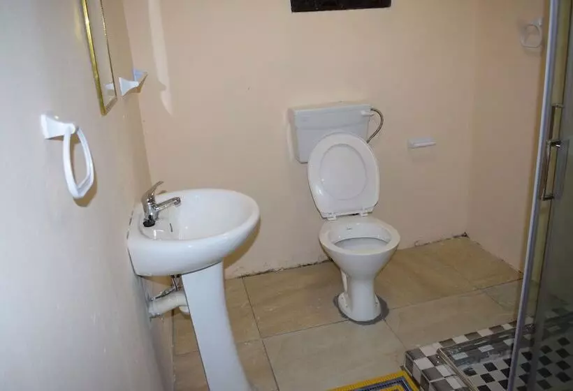 Majatalo Lindo Guest House