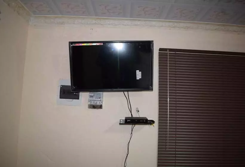 Majatalo Lindo Guest House