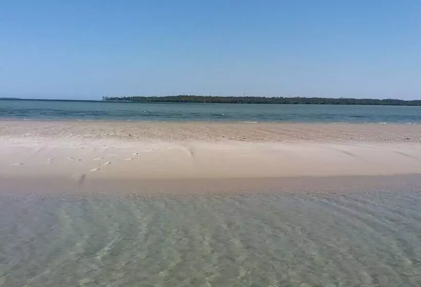 ペンション Mafia Beach Resort