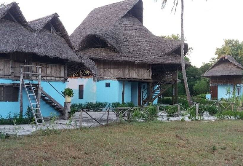 پانسیون Mafia Beach Resort