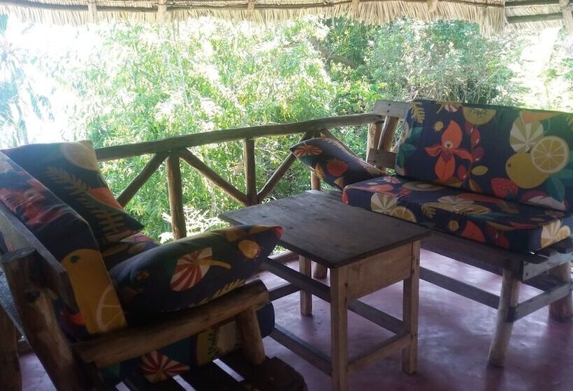 پانسیون Mafia Beach Resort