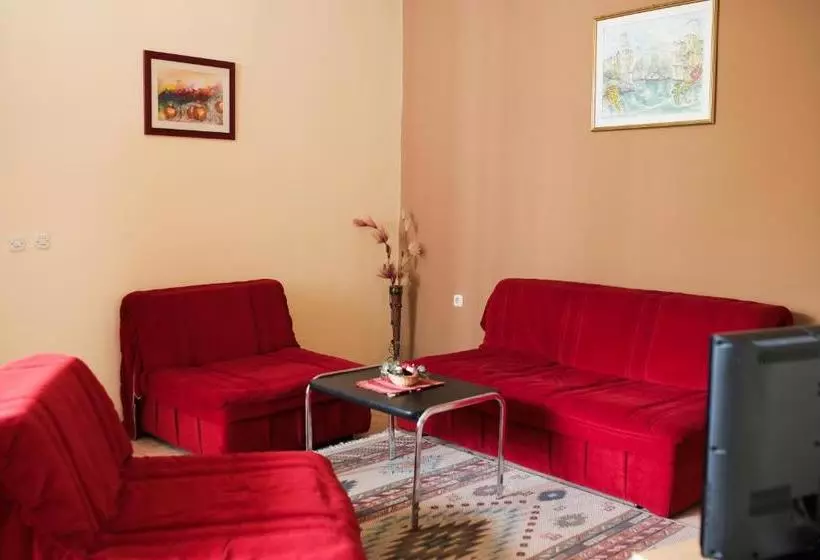 پانسیون Pansion Palace