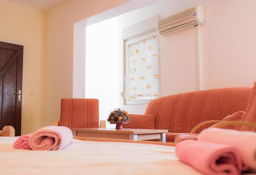 پانسیون Pansion Palace