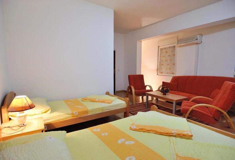 پانسیون Pansion Palace