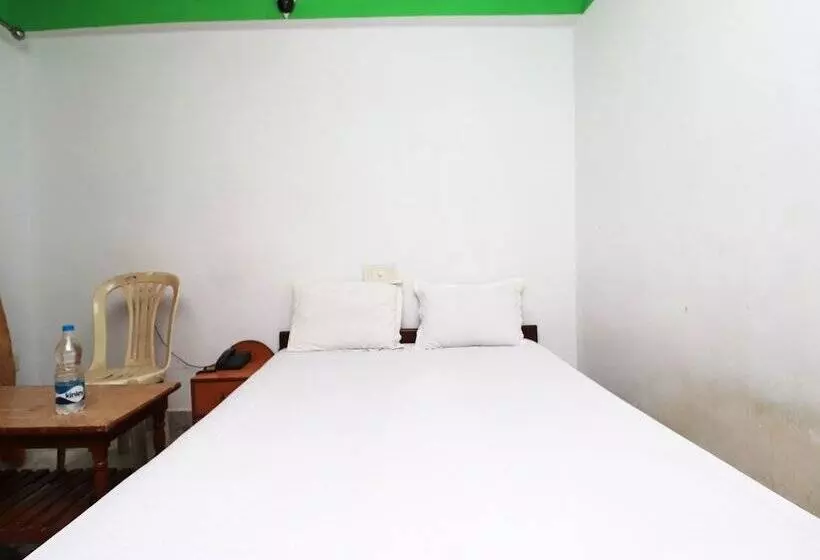 Spot On 43882 Hotel Jeevak International