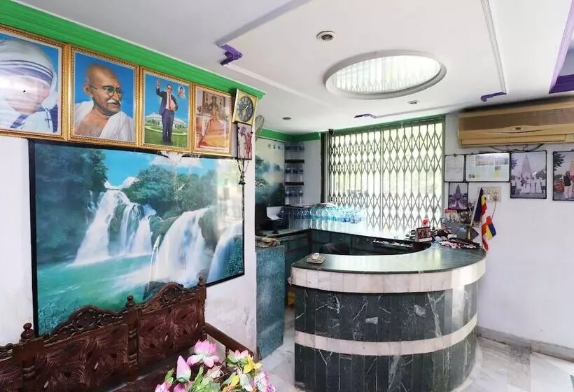 Spot On 43882 Hotel Jeevak International