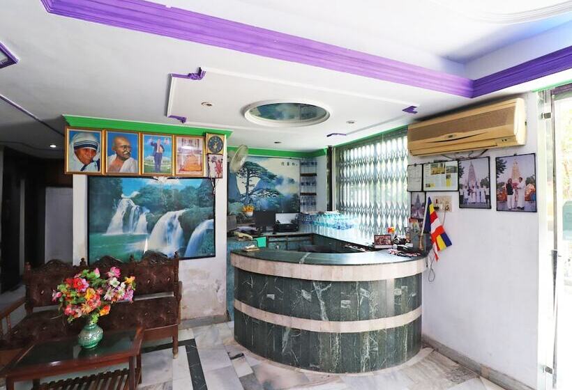 Spot On 43882 Hotel Jeevak International