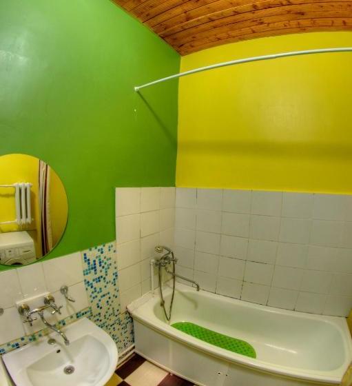 Yourhostel Olimpiyskiy