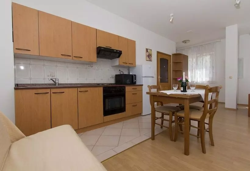 Apartments Sabljic