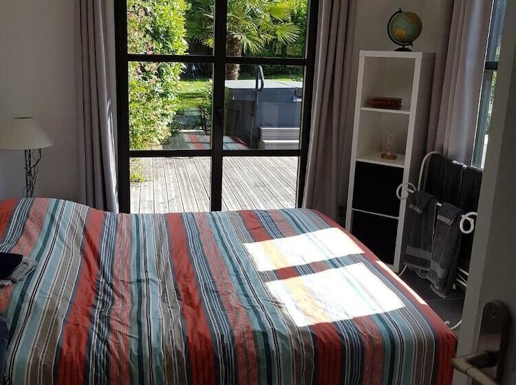 تختخواب و صبحانه La Griotte Chambre D Hotes