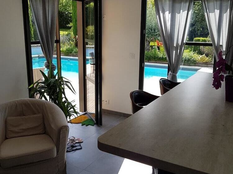 تختخواب و صبحانه La Griotte Chambre D Hotes