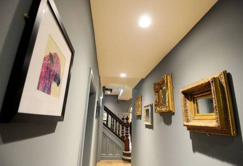 Nocleg ze śniadaniem The George