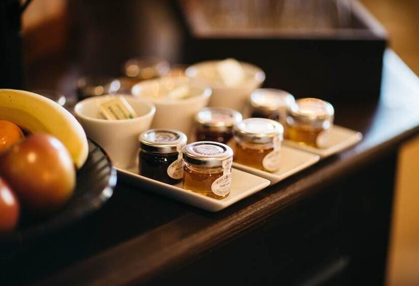 Nocleg ze śniadaniem The George