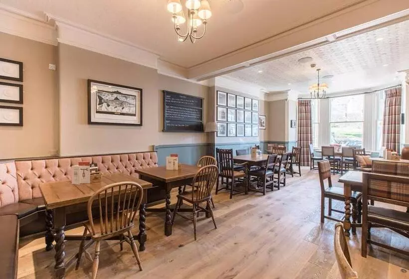 Aamiaismajoitus (B&B) The George