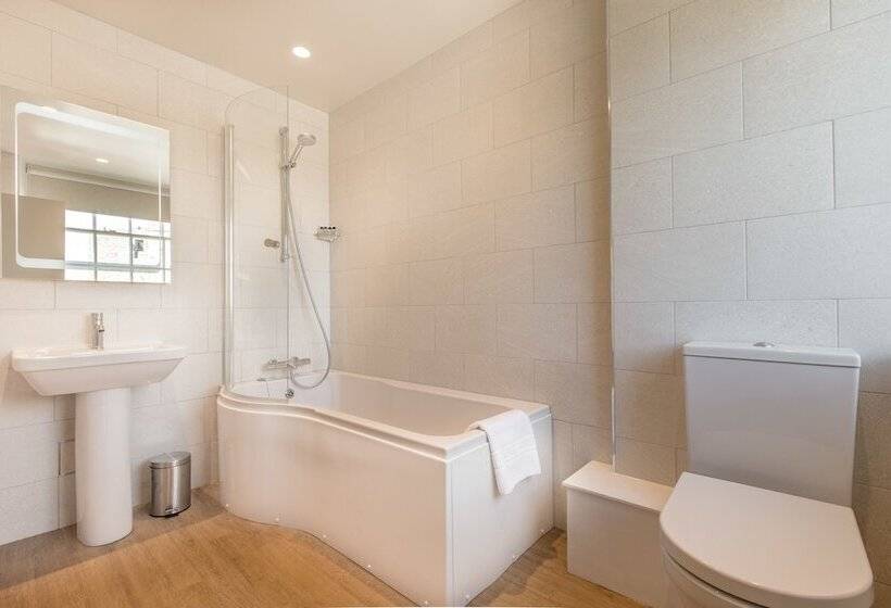 Nocleg ze śniadaniem The George