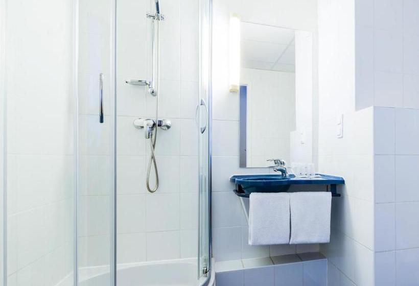 בית מלון כפרי Ibis Budget Szczecin