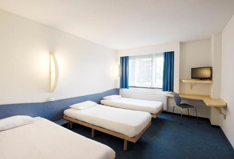 בית מלון כפרי Ibis Budget Szczecin