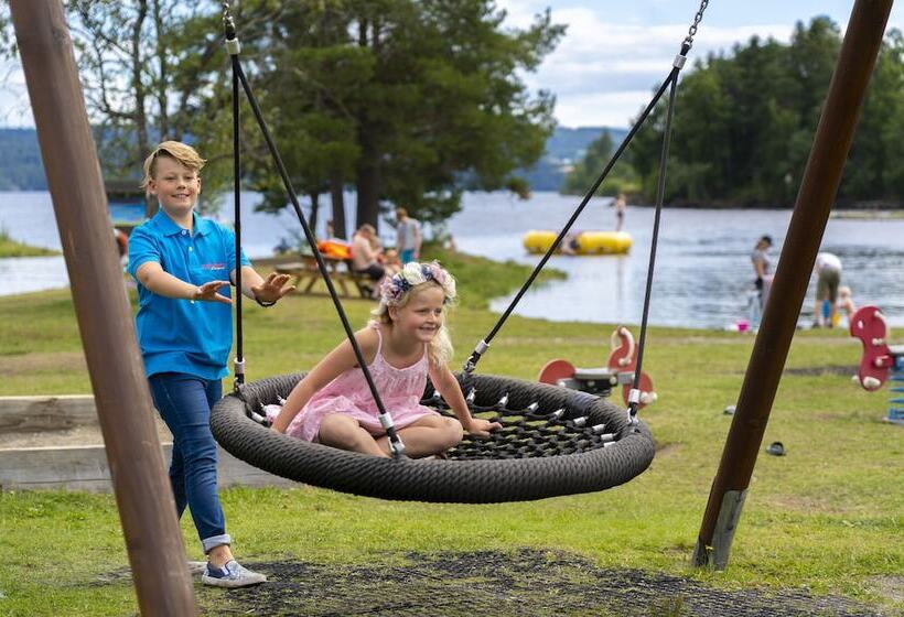 فندق Sveastranda Camping