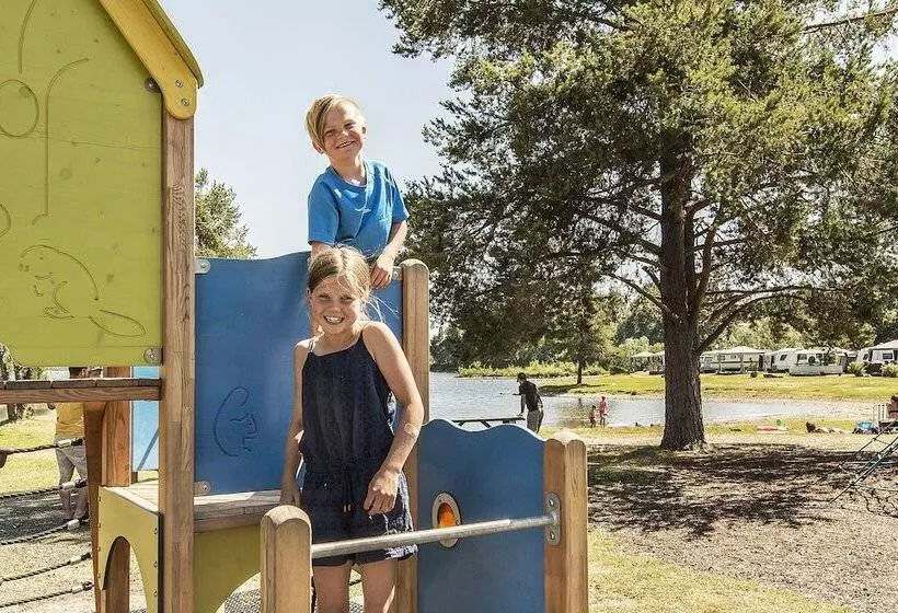 ホテル Sveastranda Camping