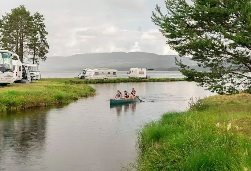ホテル Sveastranda Camping