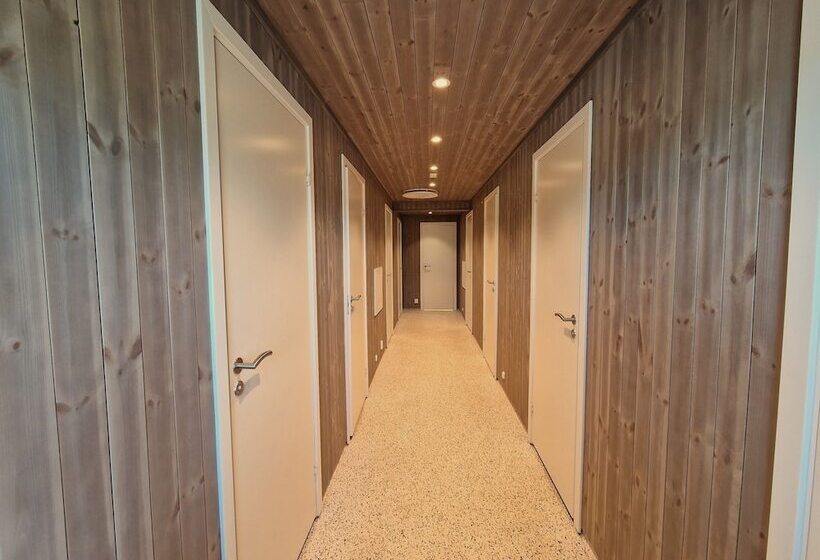 فندق Sveastranda Camping