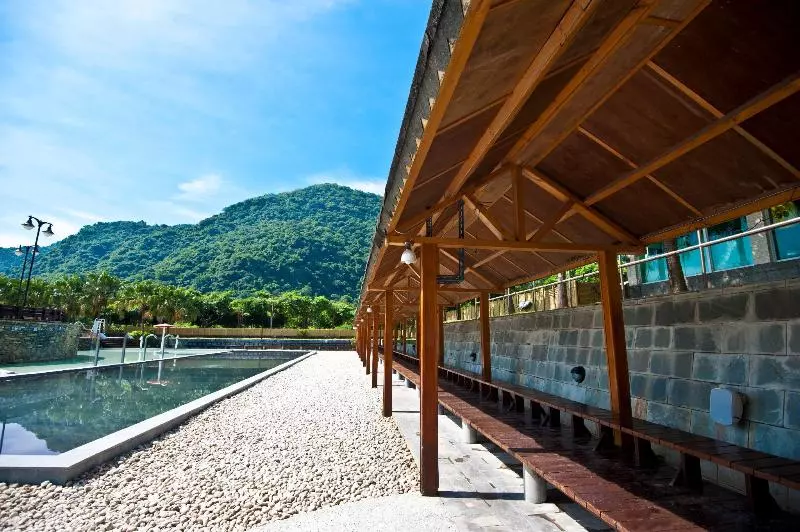 هتل Toyugi Hot Spring Resorts & Spa