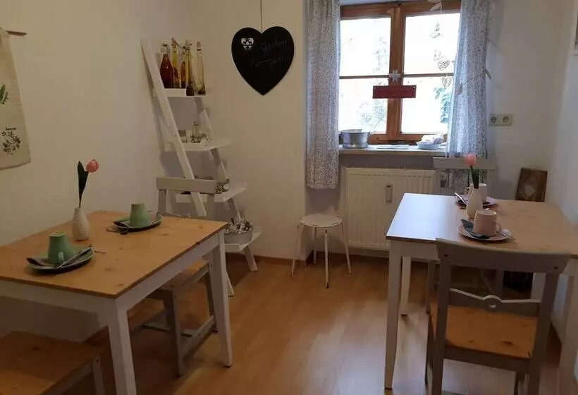 Martina S Place Bed & Breakfast