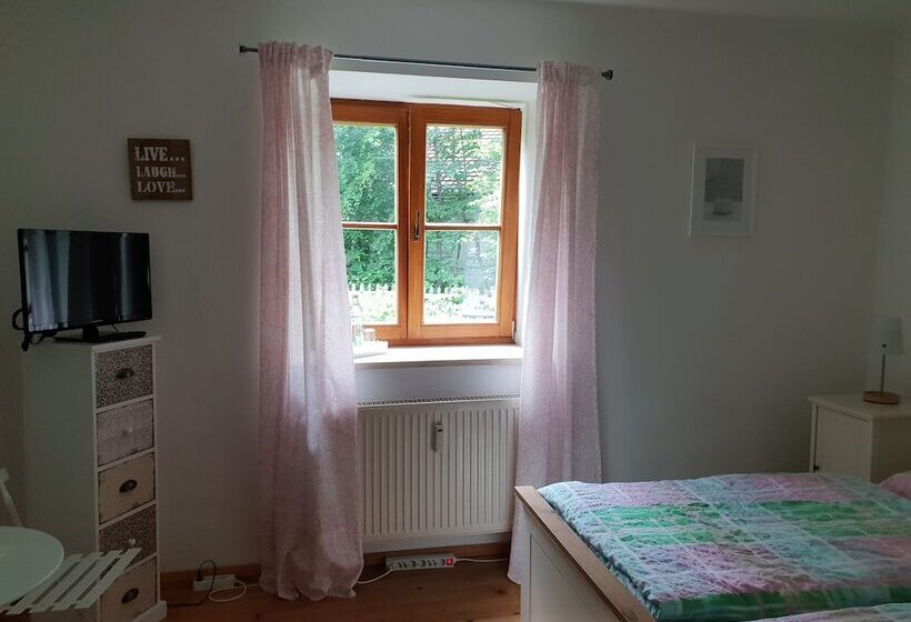 Martina S Place Bed & Breakfast