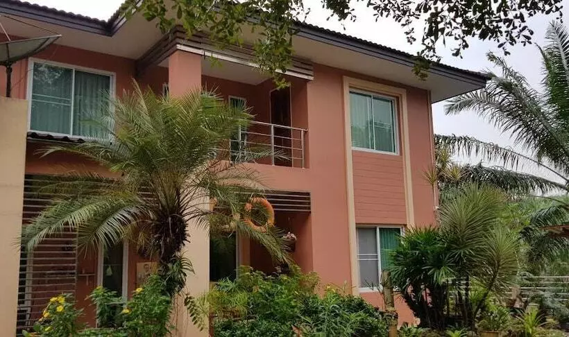 پانسیون Baantai Homestay