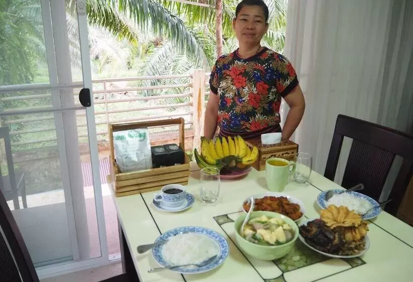 پانسیون Baantai Homestay