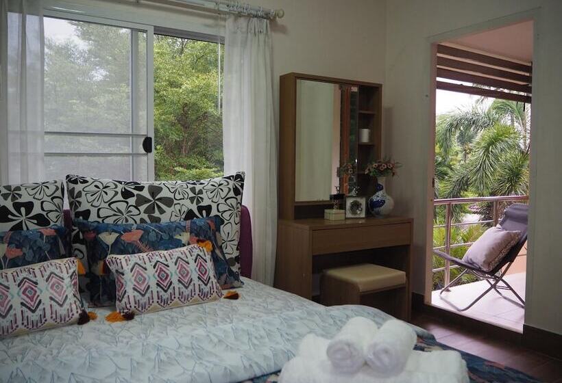 Pensão Baantai Homestay