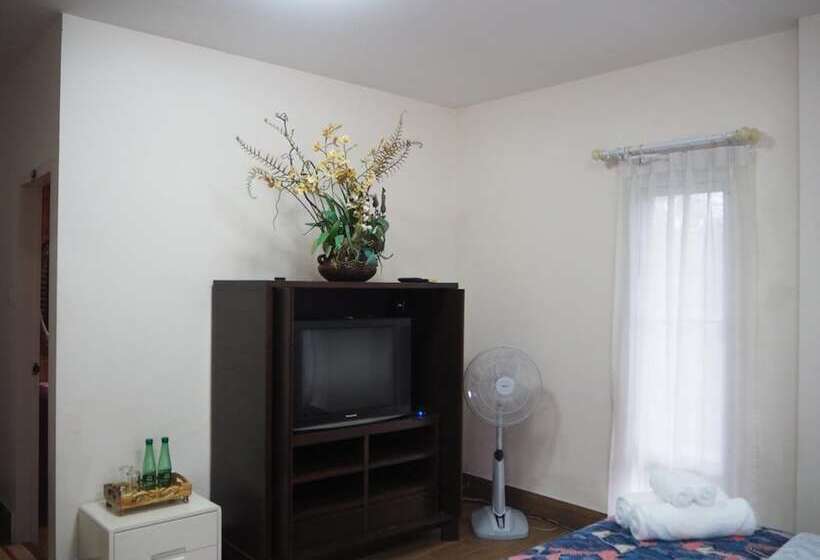 Pensão Baantai Homestay