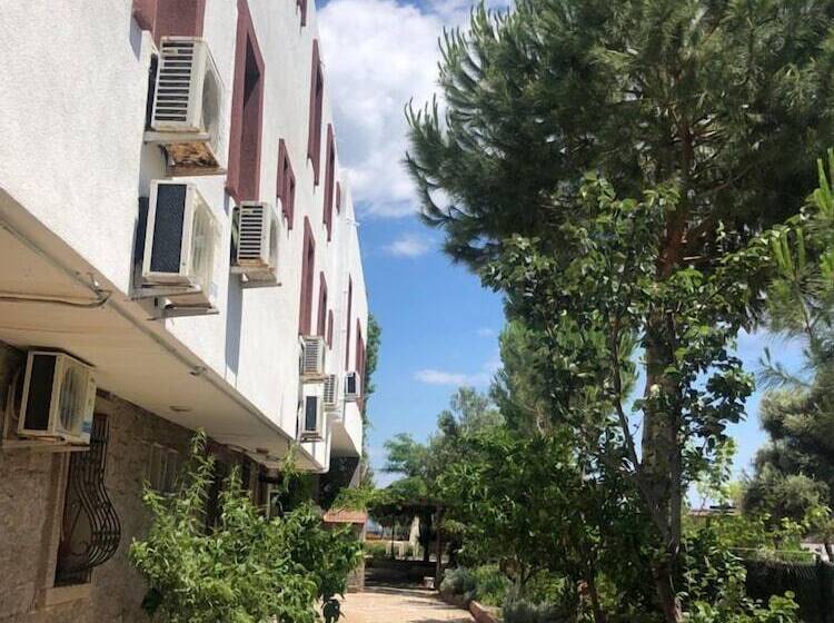 Assos Büyük Yıldızsaray Otel