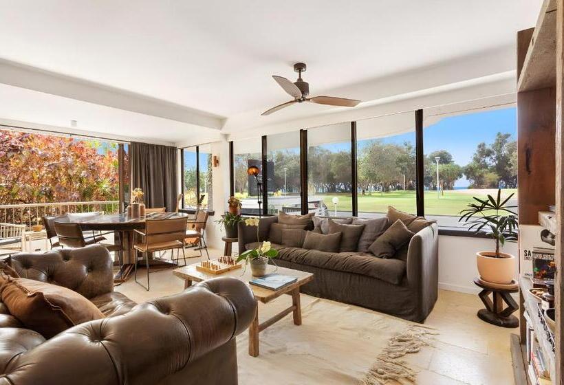 Byron Pacific Apartments