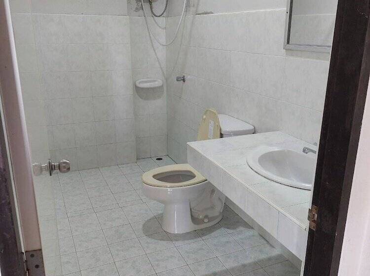 Szálloda Chill Beach Resort