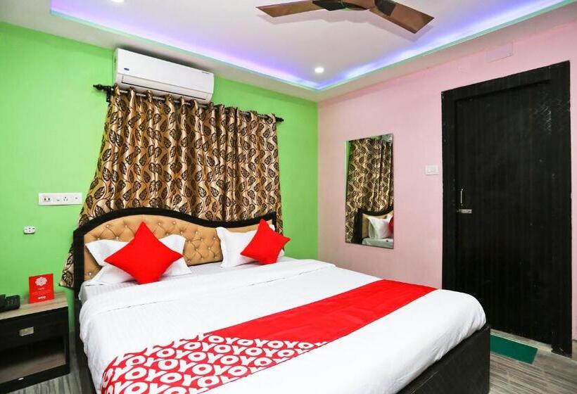 هتل O Red Velvet Inn Near Chinar Park,airport