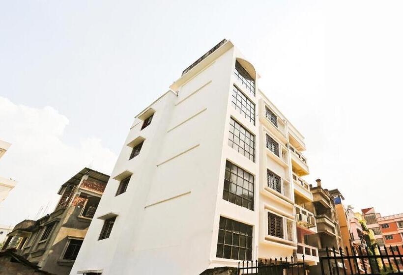 هتل O Red Velvet Inn Near Chinar Park,airport