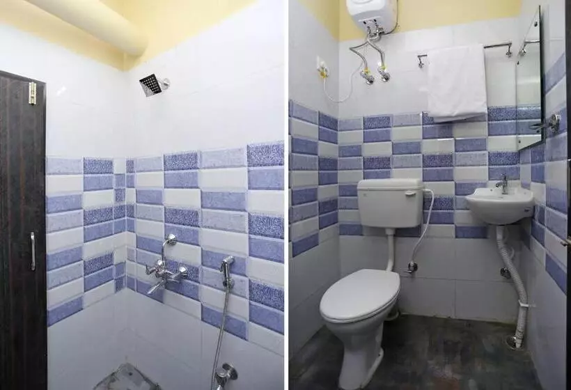 ホテル O Red Velvet Inn Near Chinar Park,airport