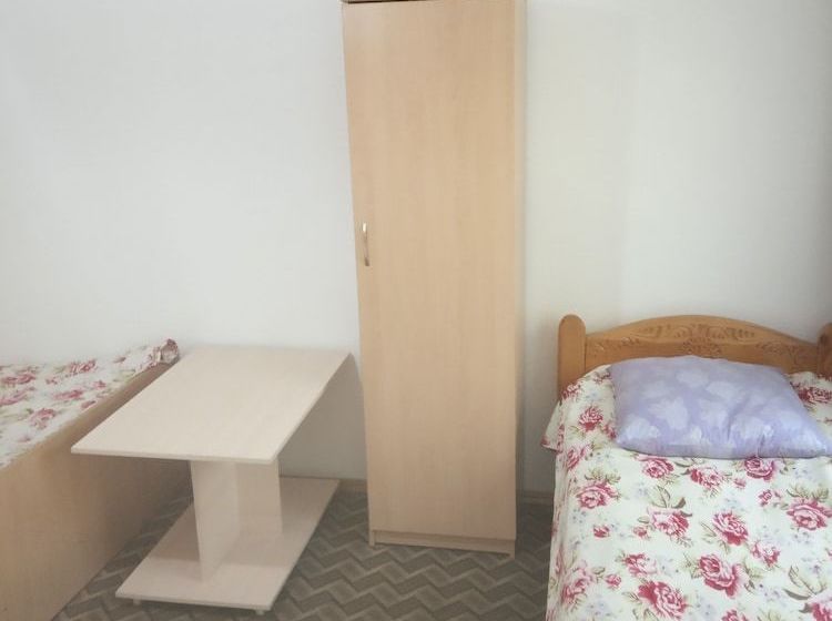 هتل Uytnyi Ugolok Pribregia