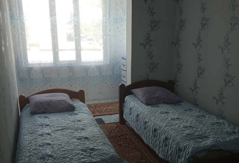 هتل Uytnyi Ugolok Pribregia